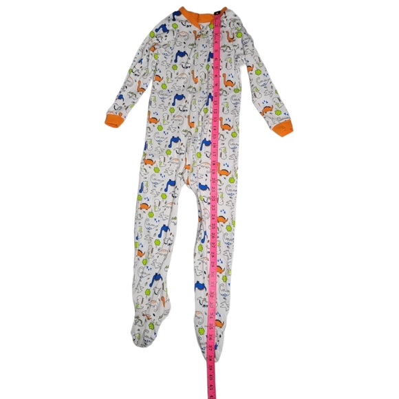 (B) Boys 5T Dinosaurs Onesie - Picture 3 of 5